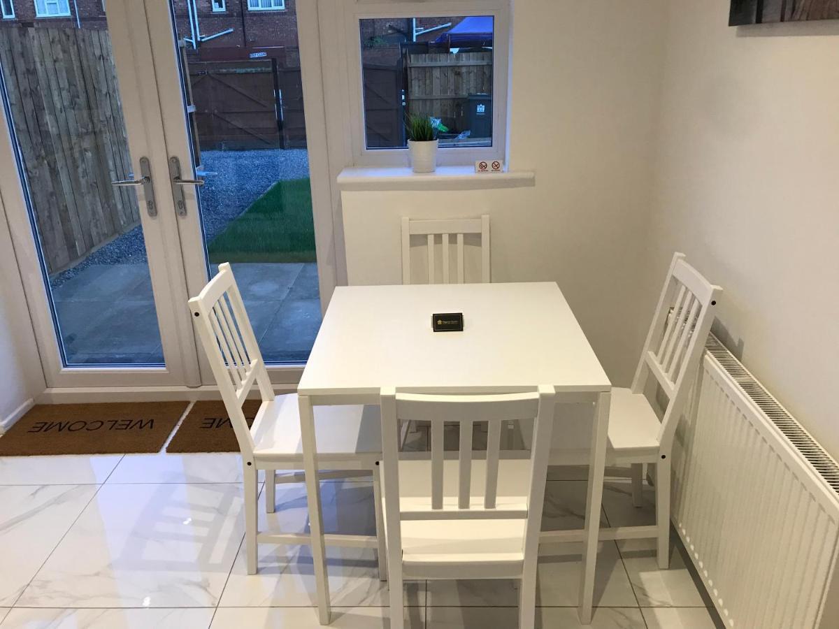 Property Hunter 25 Darlington  Esterno foto